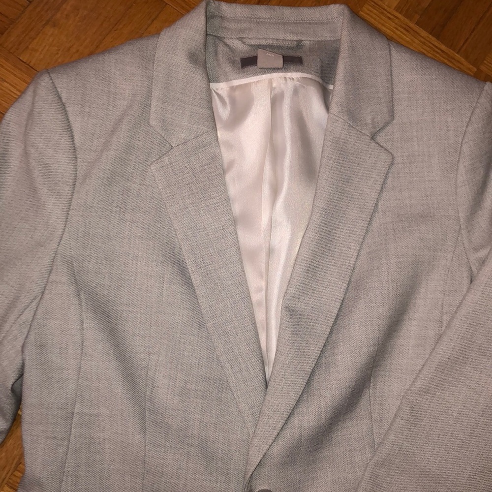 H&M grey Balzer - Picture 2 of 4